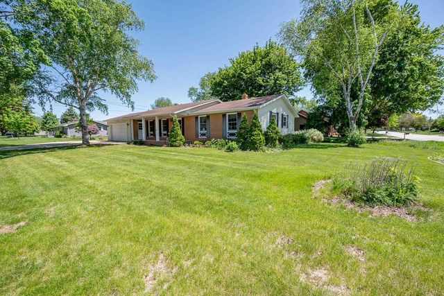 2657 PIONEER DRIVE, Green Bay, WI 54313