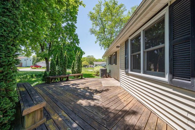 2657 PIONEER DRIVE, Green Bay, WI 54313