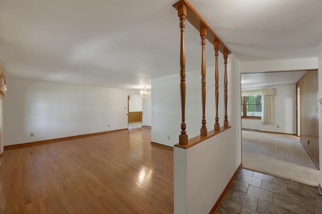 2657 PIONEER DRIVE, Green Bay, WI 54313