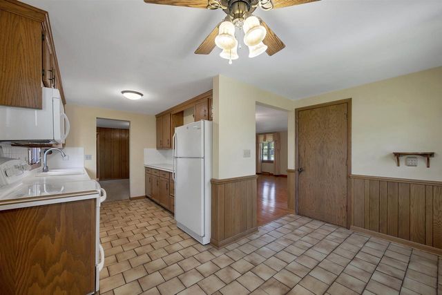 2657 PIONEER DRIVE, Green Bay, WI 54313