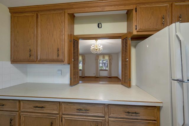 2657 PIONEER DRIVE, Green Bay, WI 54313