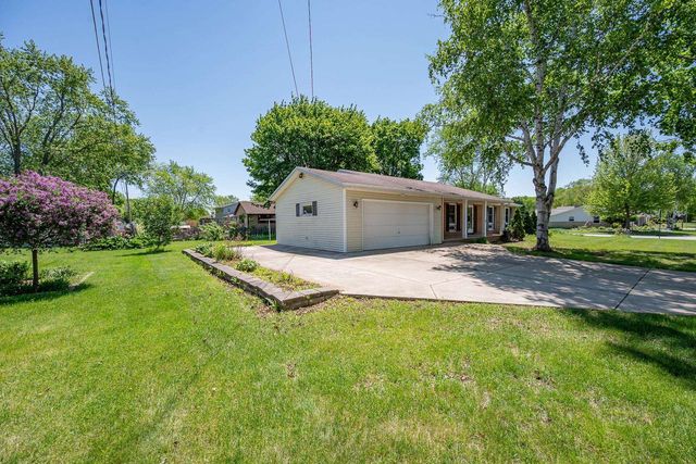 2657 PIONEER DRIVE, Green Bay, WI 54313