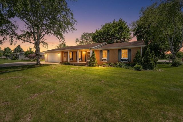 2657 PIONEER DRIVE, Green Bay, WI 54313