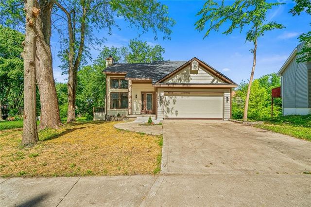 708 Autumn Drive, Belton, MO 64012