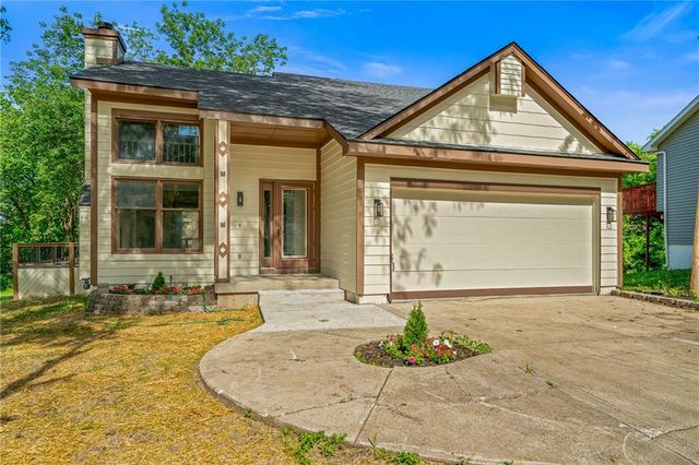708 Autumn Drive, Belton, MO 64012