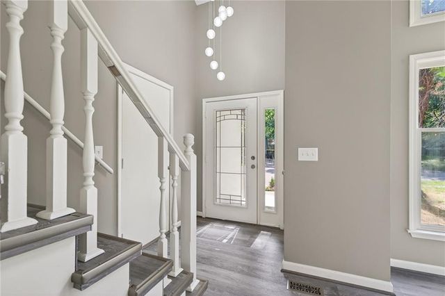 708 Autumn Drive, Belton, MO 64012