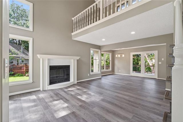 708 Autumn Drive, Belton, MO 64012