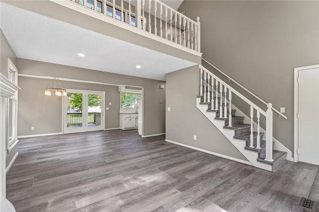 708 Autumn Drive, Belton, MO 64012