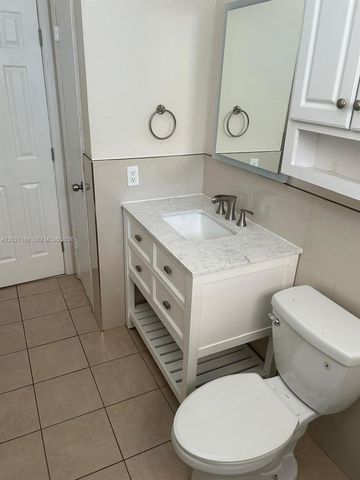 1923 SW 99th Ter, Miramar, FL 33025