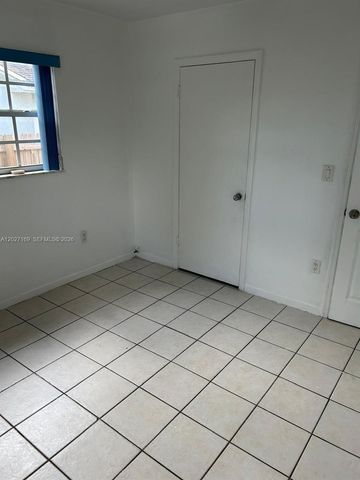 1923 SW 99th Ter, Miramar, FL 33025