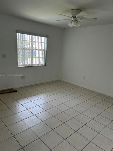 1923 SW 99th Ter, Miramar, FL 33025