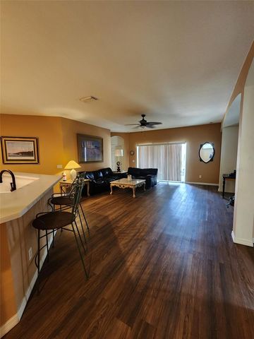 1829 MIRA LAGO CIRCLE, Ruskin, FL 33570