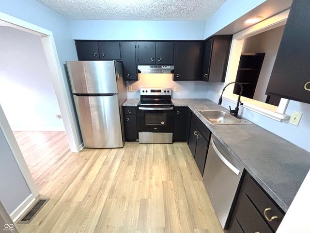 9728 Revere Way, Indianapolis, IN 46250