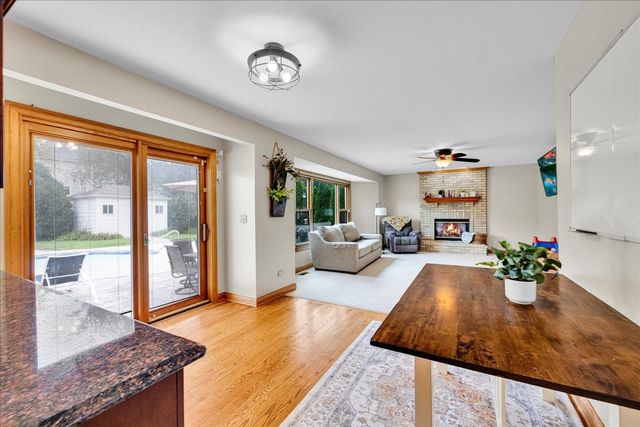 236 Isleview Drive, Oswego, IL 60543