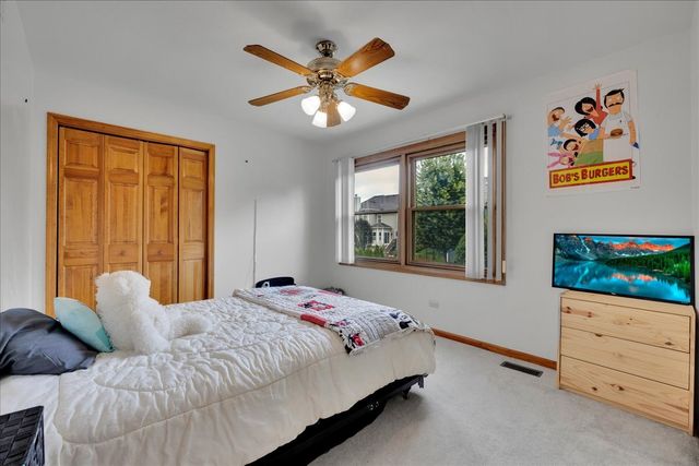236 Isleview Drive, Oswego, IL 60543