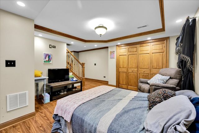 236 Isleview Drive, Oswego, IL 60543
