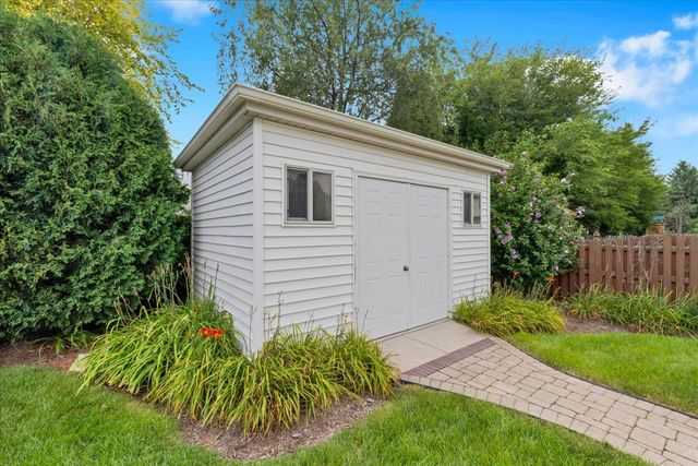 236 Isleview Drive, Oswego, IL 60543