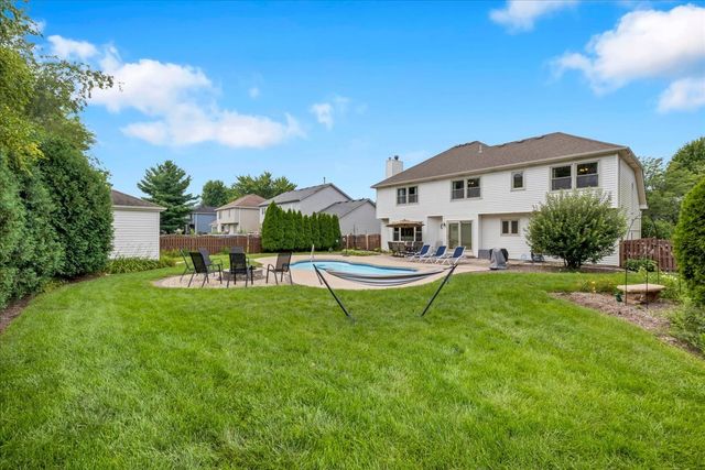 236 Isleview Drive, Oswego, IL 60543