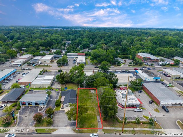 1024 S College Road, Wilmington, NC 28403