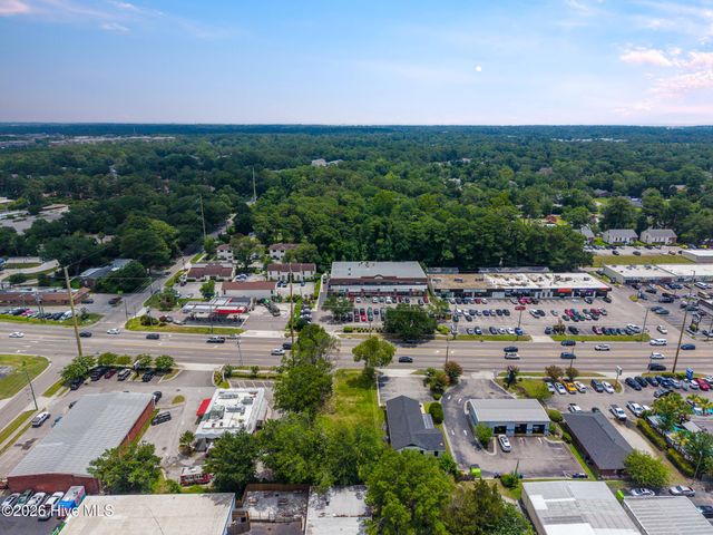 1024 S College Road, Wilmington, NC 28403