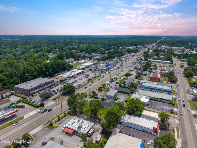 1024 S College Road, Wilmington, NC 28403