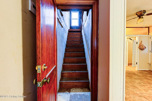 7311 Sky Blue Ave, Louisville, KY 40258