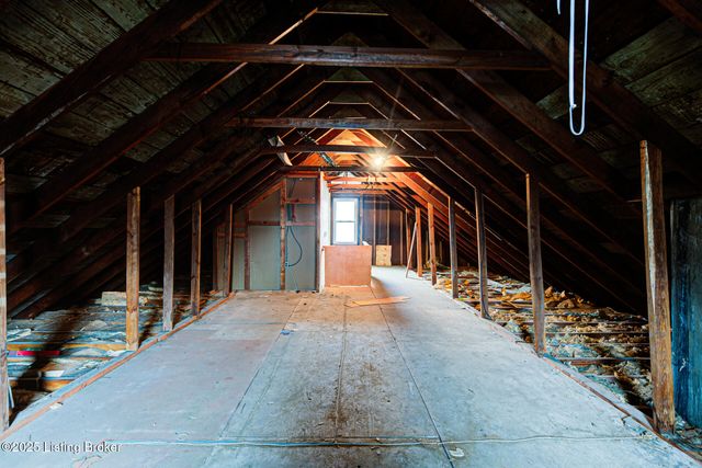 7311 Sky Blue Ave, Louisville, KY 40258