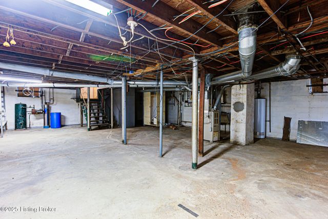 7311 Sky Blue Ave, Louisville, KY 40258