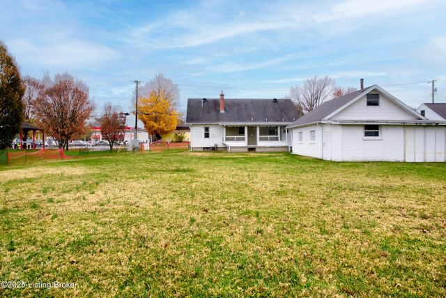 7311 Sky Blue Ave, Louisville, KY 40258