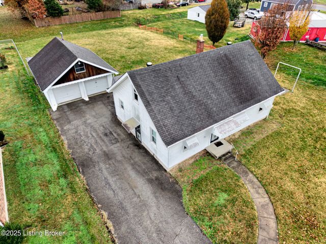 7311 Sky Blue Ave, Louisville, KY 40258