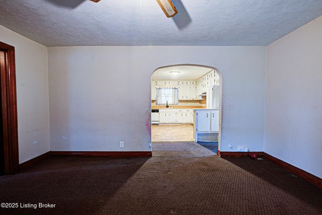 7311 Sky Blue Ave, Louisville, KY 40258