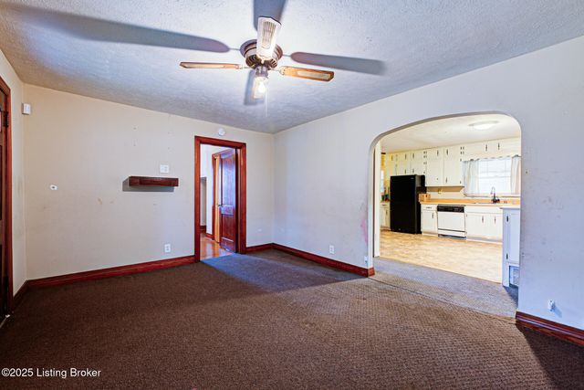 7311 Sky Blue Ave, Louisville, KY 40258