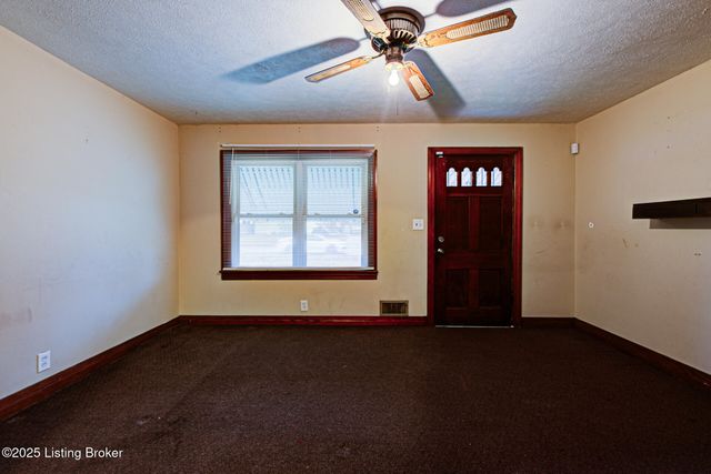 7311 Sky Blue Ave, Louisville, KY 40258