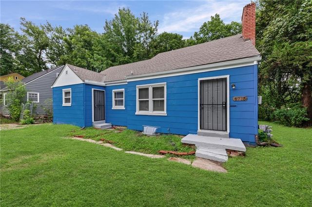 6715 Walrond Avenue, Kansas City, MO 64132