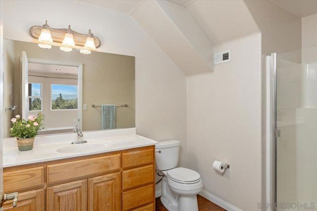 1033 Via Contenta, Escondido, CA 92029