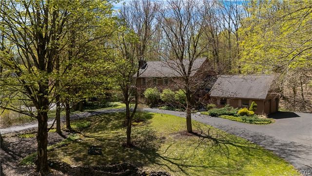 5037 Pine Valley Drive, Dewitt, NY 13066