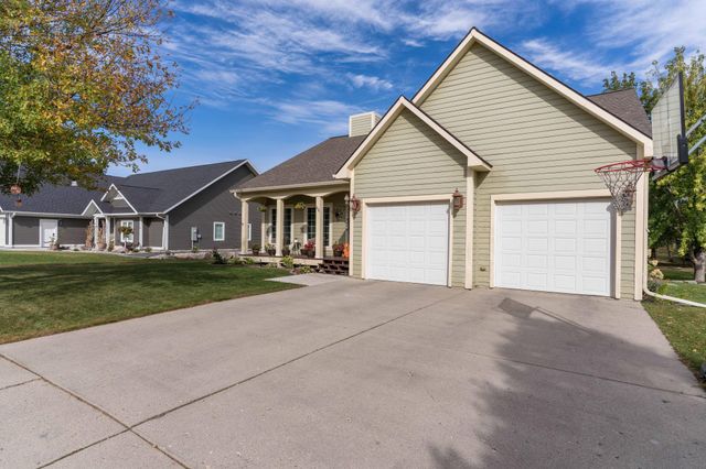 1020 Verlin Lane, Fergus Falls, MN 56537