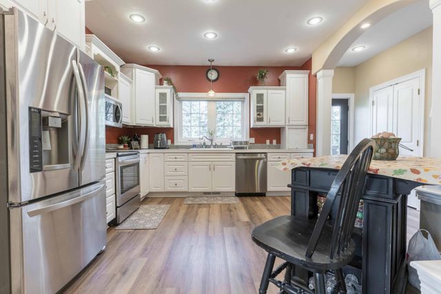 1020 Verlin Lane, Fergus Falls, MN 56537