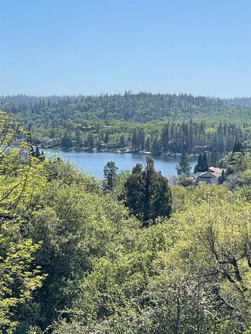 11527 Madrone Ct, Auburn, CA 95602