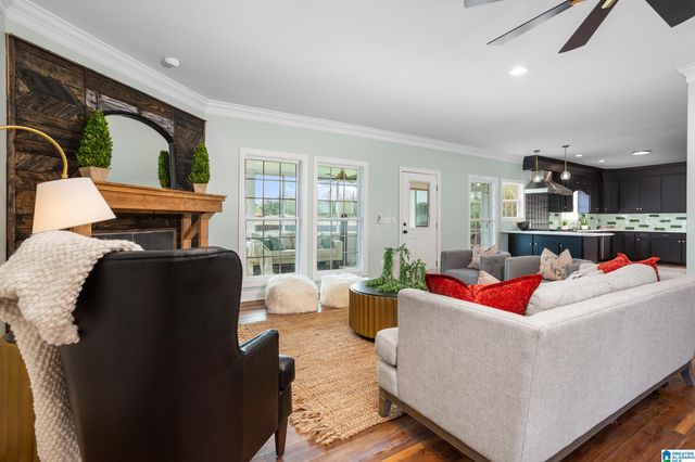 165 WOOD LANE, Talladega, AL 35160