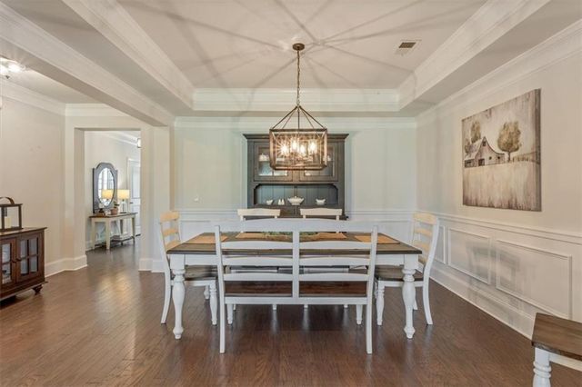 327 Carmichael Circle, Canton, GA 30115