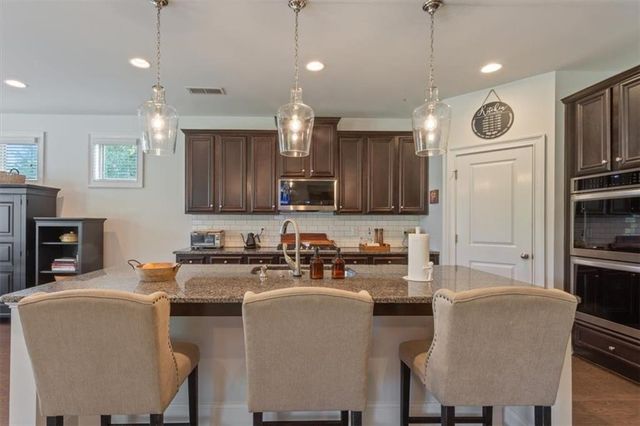 327 Carmichael Circle, Canton, GA 30115