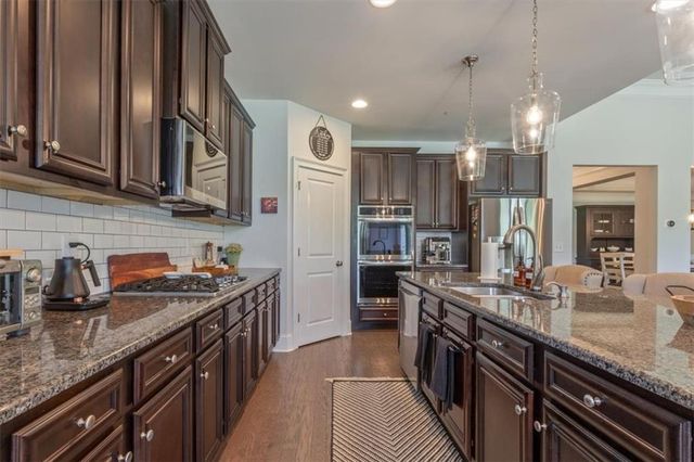 327 Carmichael Circle, Canton, GA 30115