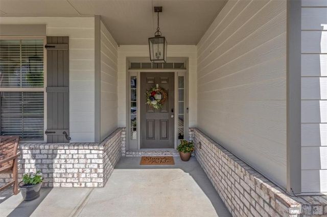 327 Carmichael Circle, Canton, GA 30115