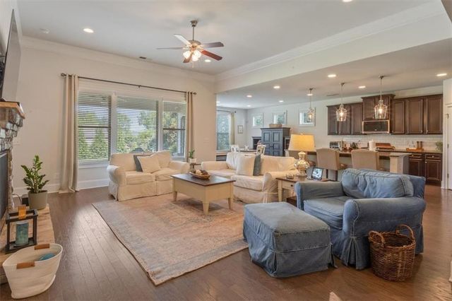 327 Carmichael Circle, Canton, GA 30115