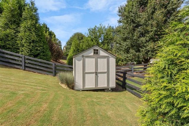 327 Carmichael Circle, Canton, GA 30115