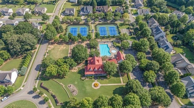327 Carmichael Circle, Canton, GA 30115