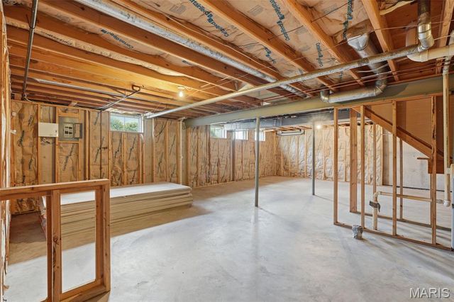 210 Autumn Rose Court, O'fallon, MO 63368