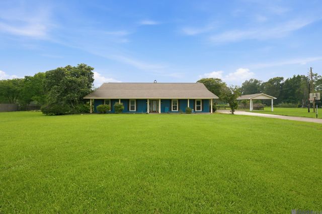 23231 Sunnyside Ln, Zachary, LA 70791