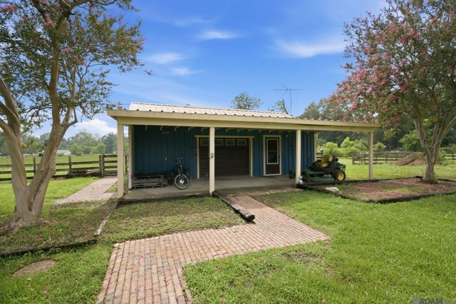 23231 Sunnyside Ln, Zachary, LA 70791